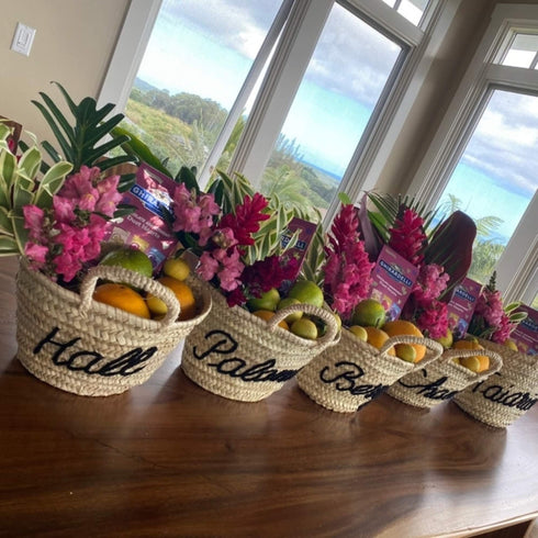 Chic Personalized Straw Bags: Elevate Special Moments!